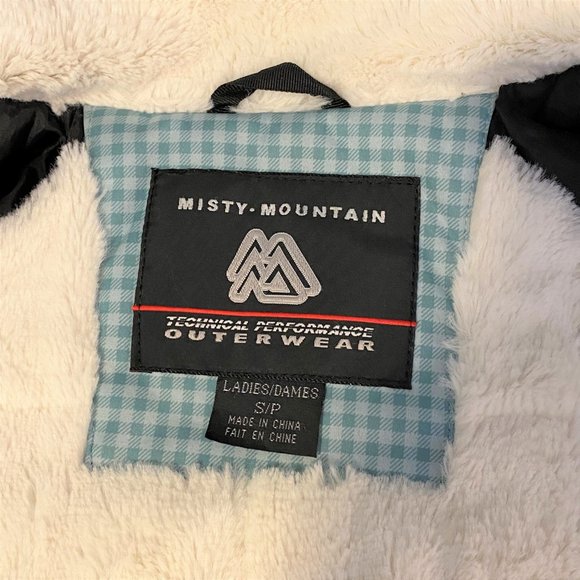 LIKE NEW Misty Mountain fur lined mint jacket - Picture 8 of 9